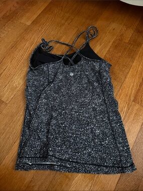 Womens Lululemon Free to Be Nulu Tank Black Patterned